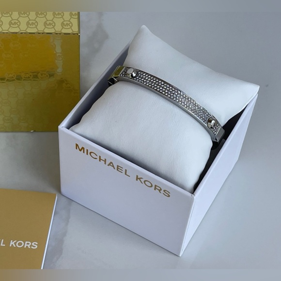 Michael Kors Heritage Astor Pave Hinged Silver Bracelet - Picture 2 of 11